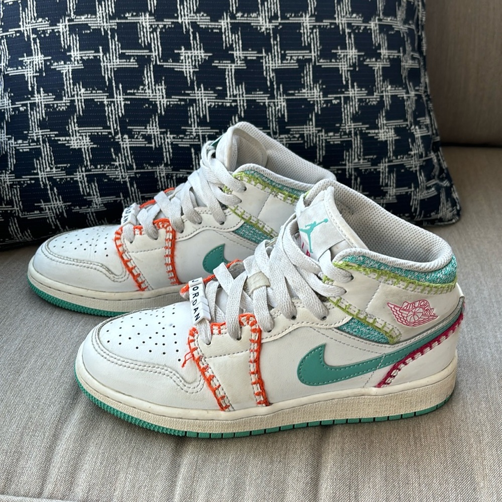 Nike Air Jordan 1 mid SE GS ‘multi knit’